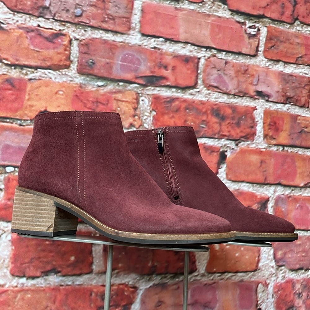 Dark Red / Burgundy Suede ecco Classic Side Zip Ankle Booties